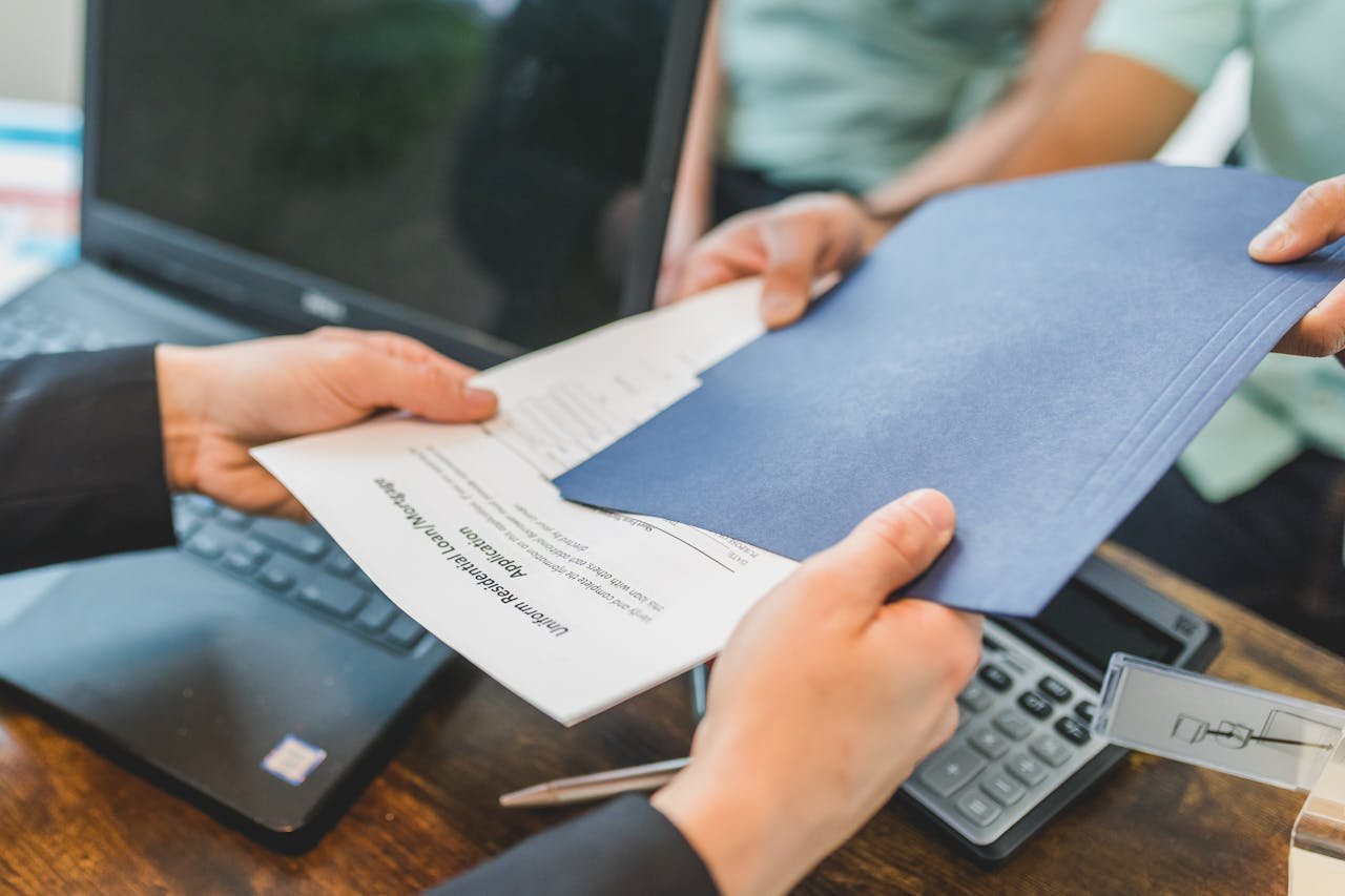 Why Small and Medium Businesses Should Invest in a Loan Management System
